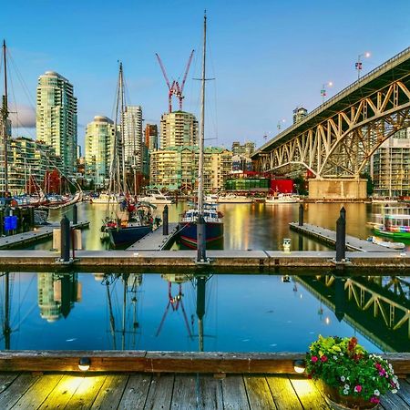 Level Yaletown - Richards Aparthotel Vancouver Esterno foto
